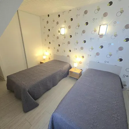 Maison Mitoyenne 2 Ch. Proche Domme, Wifi, Parking - Fr-1-616-62 Domme